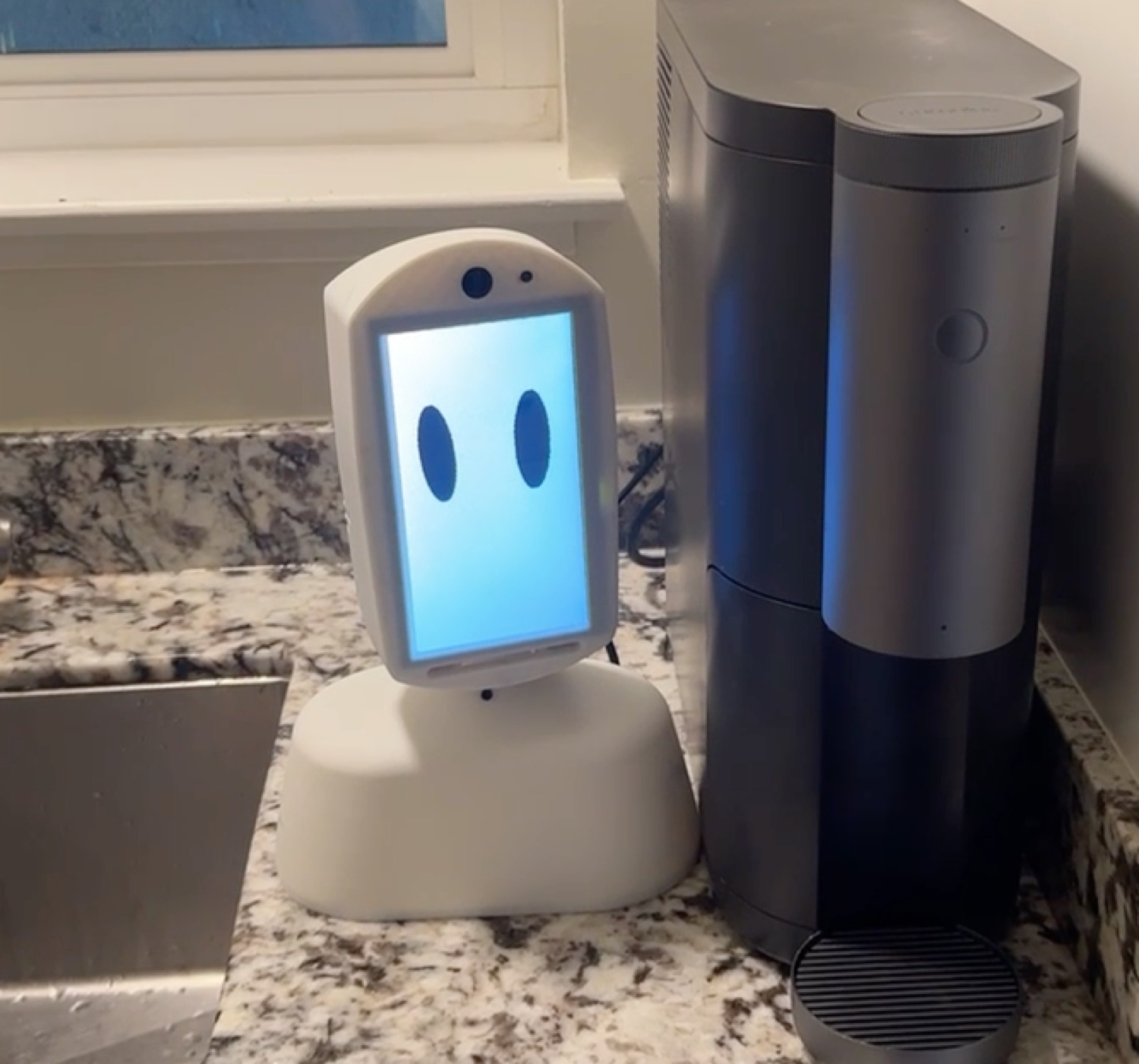 Deskman on a kitchen counter